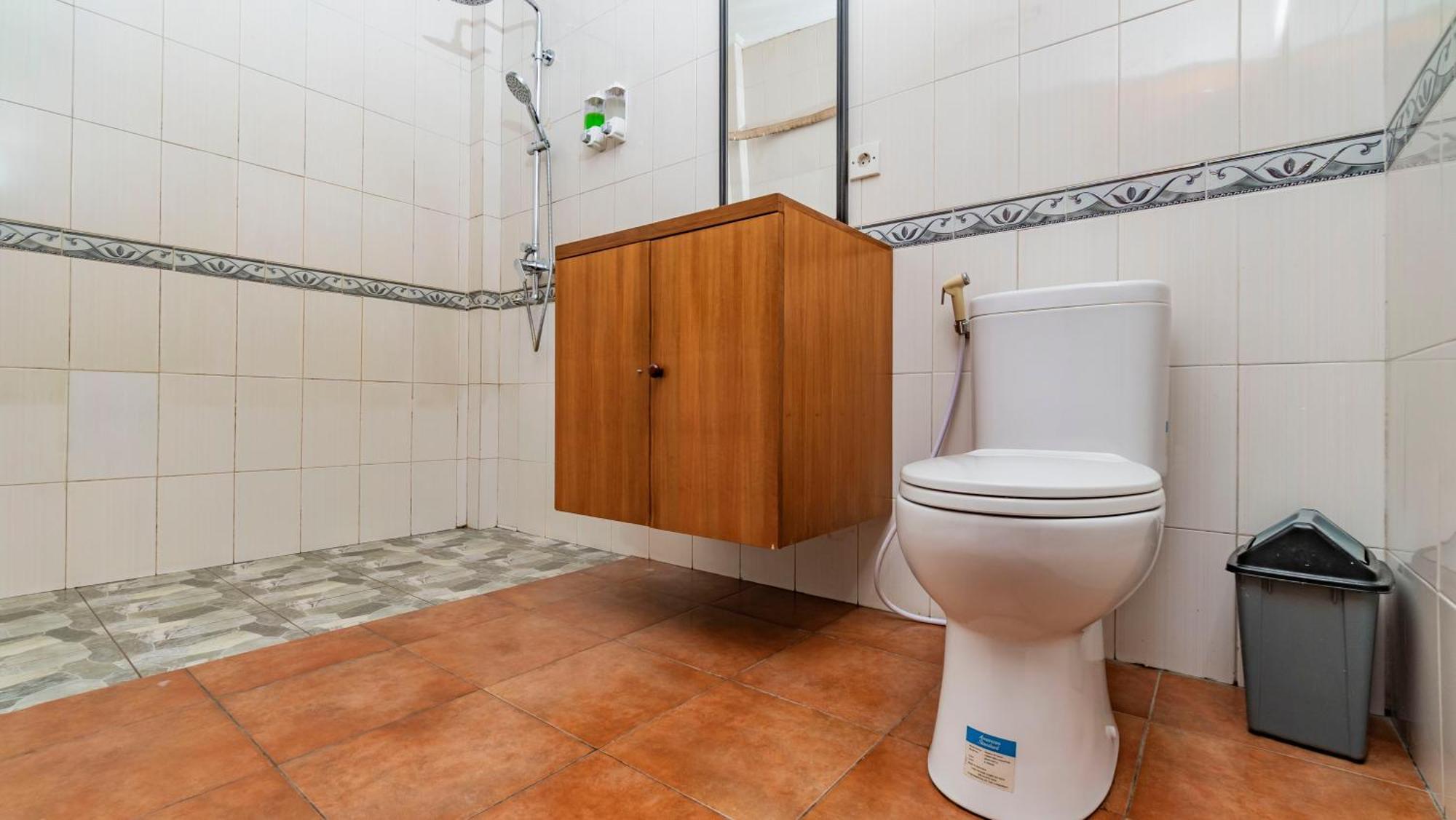 Esty House Guest house 2*